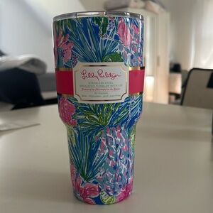 Lilly Pulitzer tumbler
